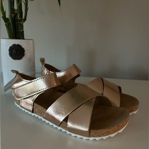 Little Girls 13 Rose Gold Sandals